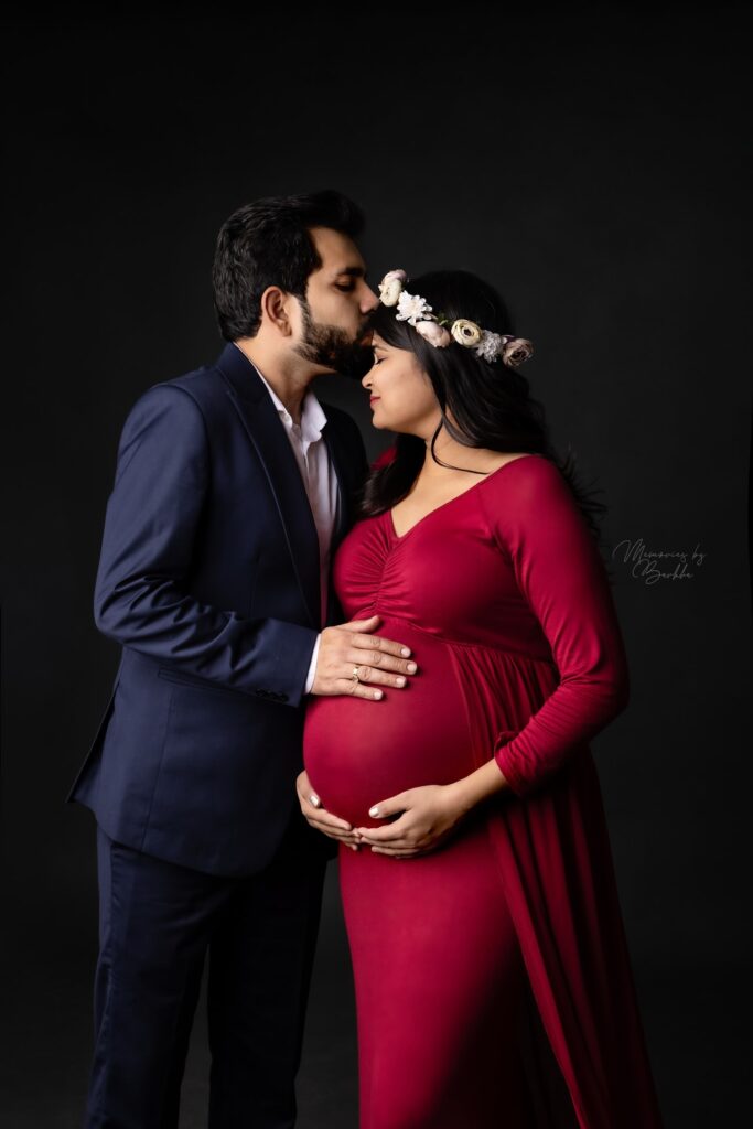 Maternity Shoot in indoor